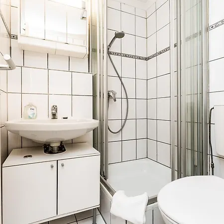 Apartment Work And Stay Koeln Ostheim